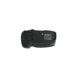 BATTERY GRIP FOR D600 NIKON VERTICAL BG-2L USED 