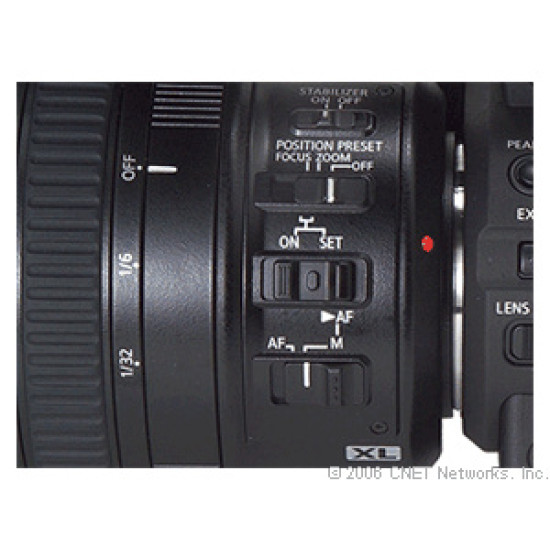 Canon XL H1  PROFESSIONAL 1080i HD  3-CCDs