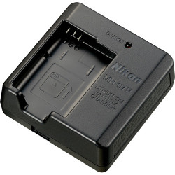 NIKON BATTERY CHARGER MH-67P
