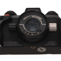 NIKONOS IV-A + 22 2.5 KIT USED 