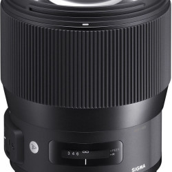 Sigma 135mm f/1.8 DG HSM Art for Canon