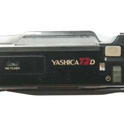 YASHICA T2D COMPACT ΜΗΧΑΝΗ ΓΙΑ ΦΙΛΜ ΑΝΑΛΟΓΙΚΗ ΜΕΤΑΧΕΙΡΙΣΜΕΝΗ 